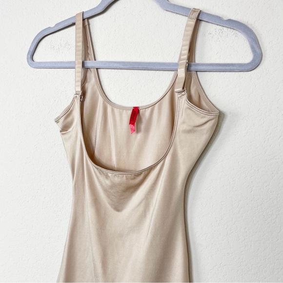 SPANX Simplicity Slimming OpenBust Mid-Thigh Beige BodySuit Shapewear - Picture 5 of 15